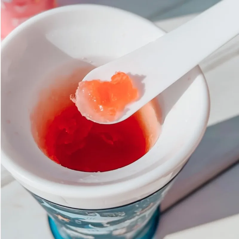 Slush & Shake Maker - Shark